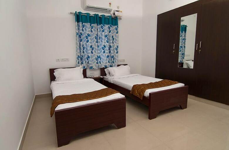 Apartamentos Phoenix Hospitality Services