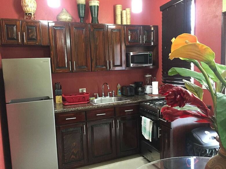 Apartamentos Brownstone Marlin Drive