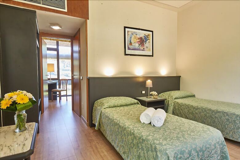 Hotel Lago Verde