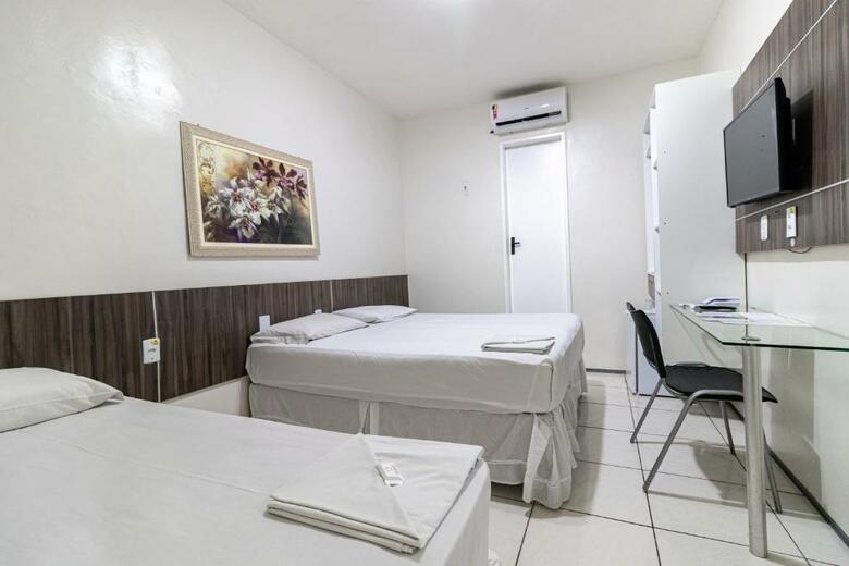 Hotel Aeroporto Montese Star