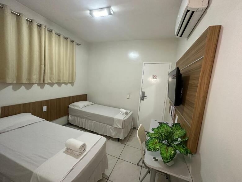 Hotel Aeroporto Montese Star