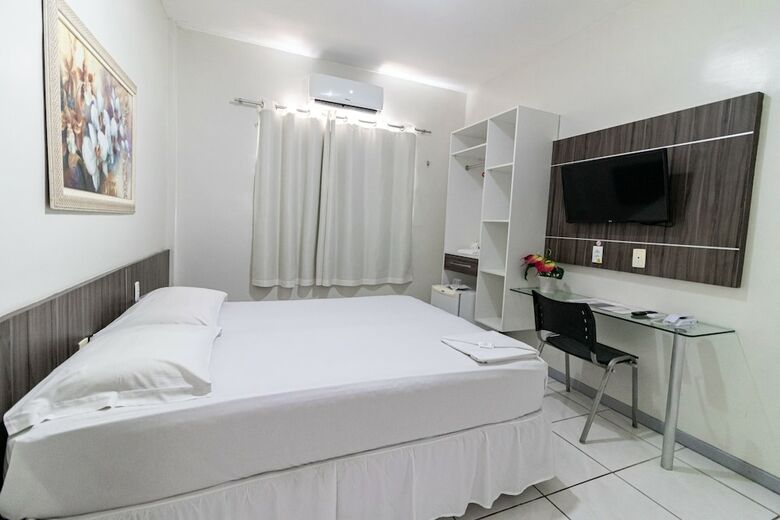Hotel Aeroporto Montese Star