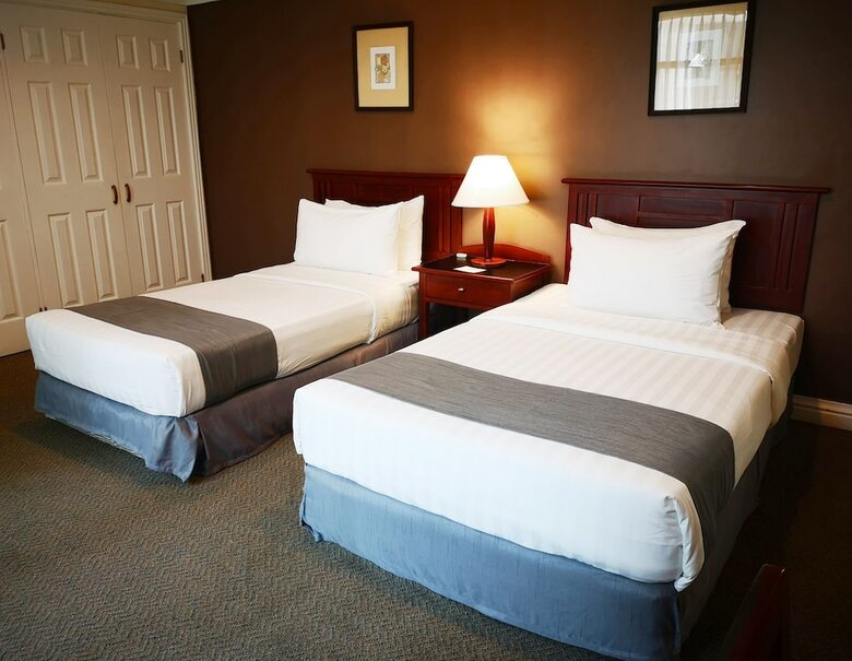 Hotel Infinity Tower Suites