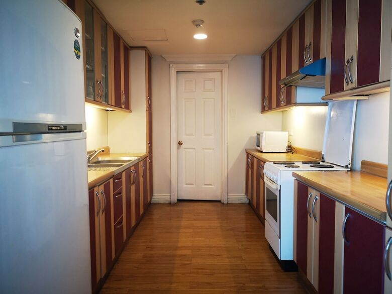 Hotel Infinity Tower Suites