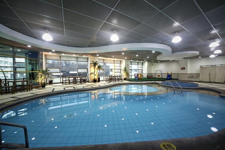 Hotel Infinity Tower Suites