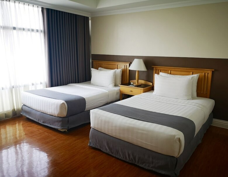 Hotel Infinity Tower Suites