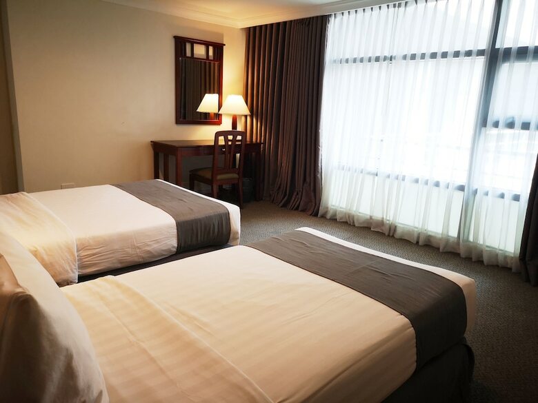 Hotel Infinity Tower Suites