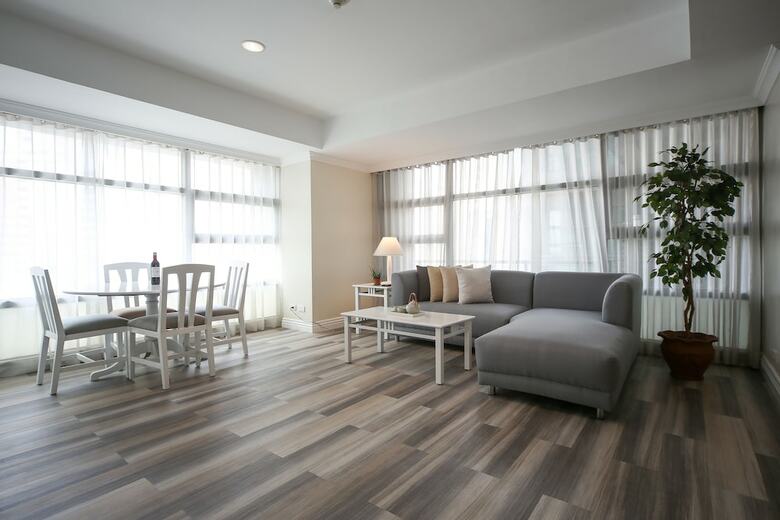 Hotel Infinity Tower Suites