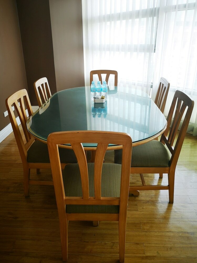 Hotel Infinity Tower Suites