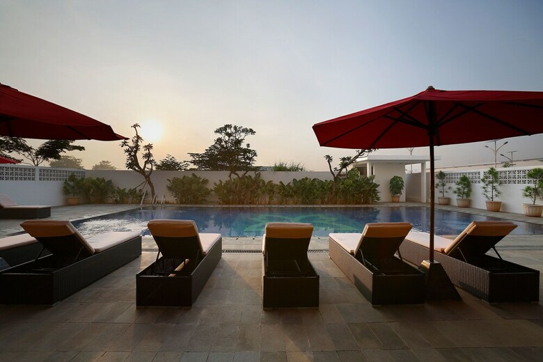 Batiqa Hotel & Apartments Karawang