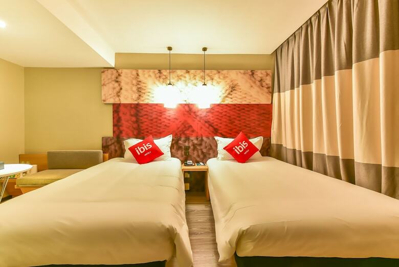 Ibis Guilin Railway Station Hotel