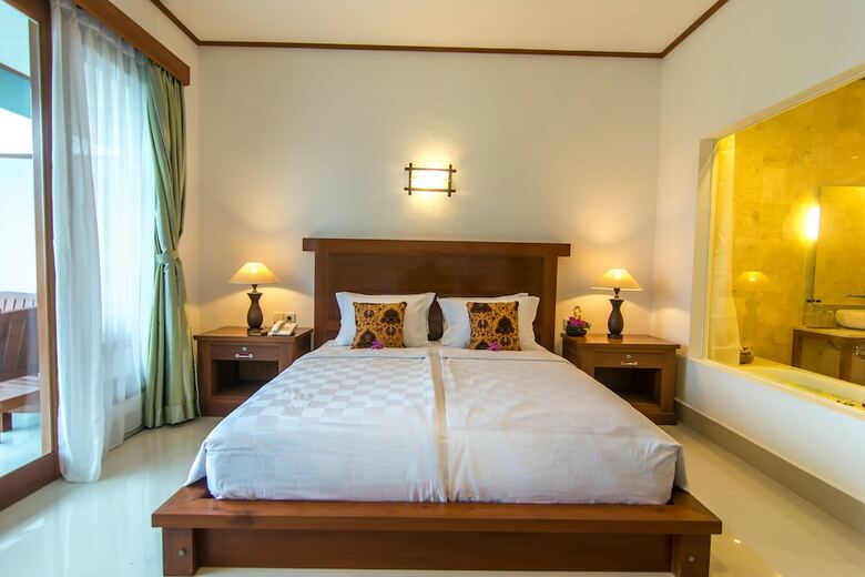 Gita Maha Hotel