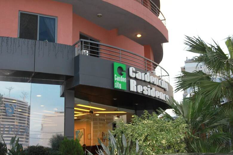 Apartamentos Garden City Residence