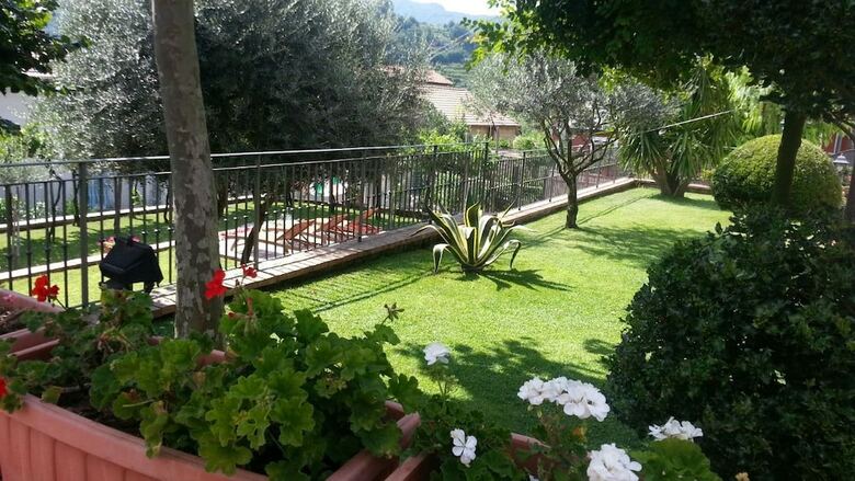 Bed & Breakfast La Casa Di Farfalle E Gabbiani