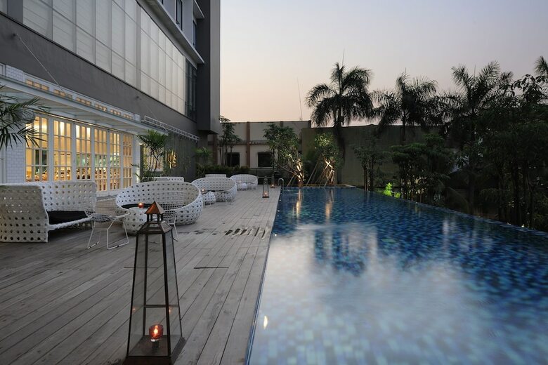 Veranda Hotel @ Pakubuwono By Breezbay Japan
