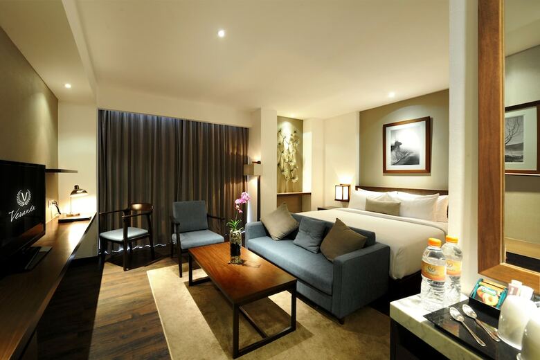 Veranda Hotel @ Pakubuwono By Breezbay Japan