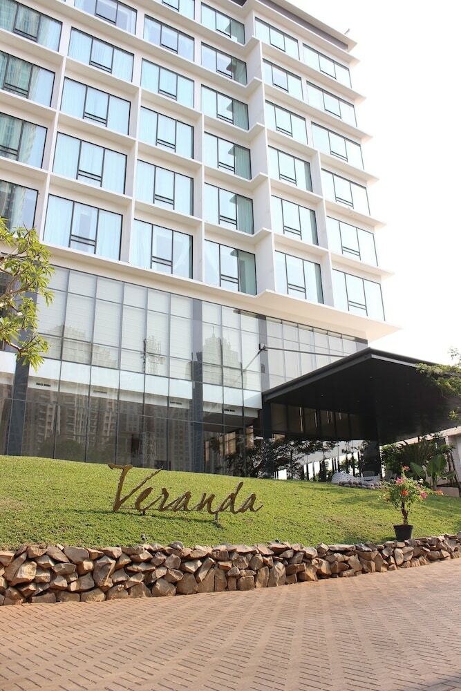 Veranda Hotel @ Pakubuwono By Breezbay Japan