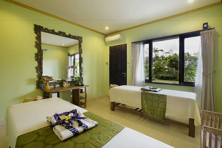 Hotel Om Ham Retreat And Resort