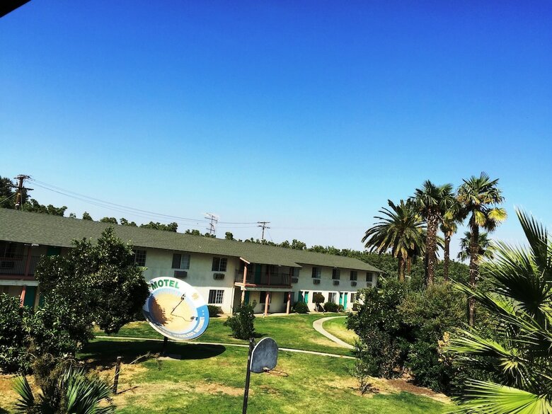 Motel 99 Palms Inn & Suites