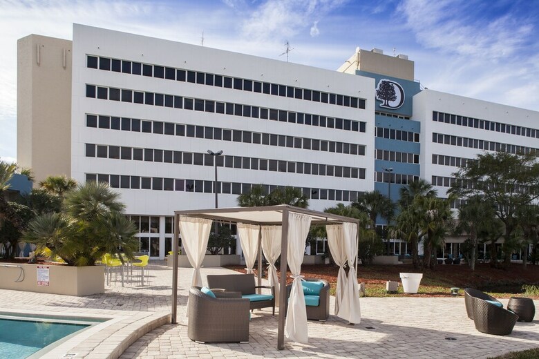 Doubletree By Hilton Hotel Jacksonville Airport