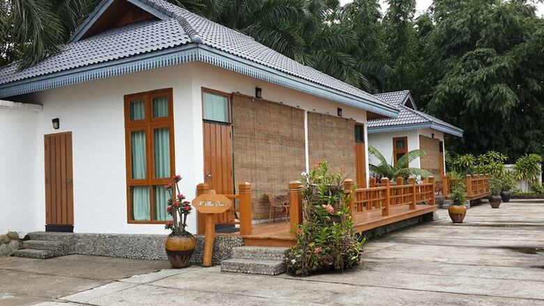 Myitkyina Plam Spring Resort Hotel