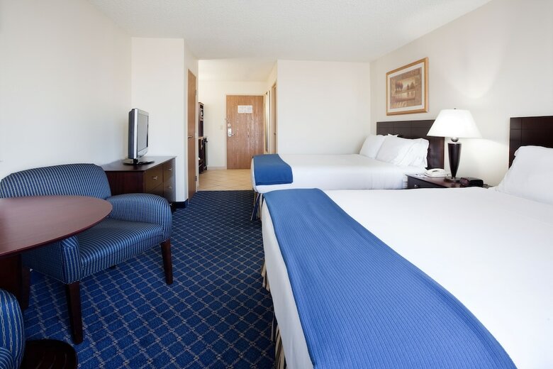 Holiday Inn Express Hotel & Suites Torrington