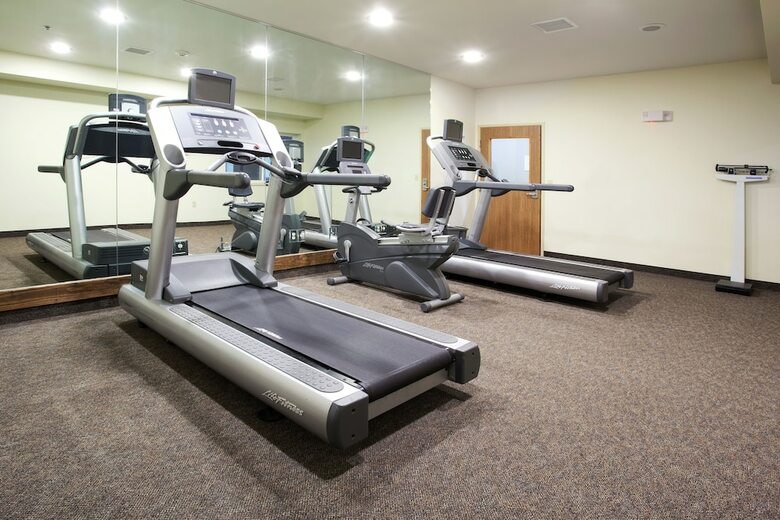 Holiday Inn Express Hotel & Suites Torrington