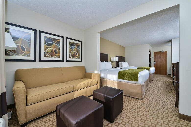 Hotel Comfort Suites At Tucson Mall