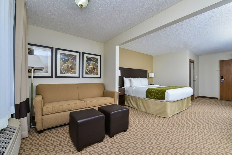 Hotel Comfort Suites At Tucson Mall