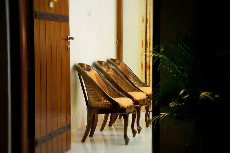 Hotel Airport Villa
