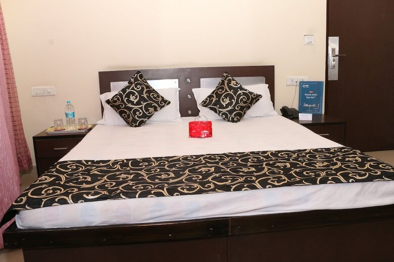 Oyo 1072 Hotel Leela Classic