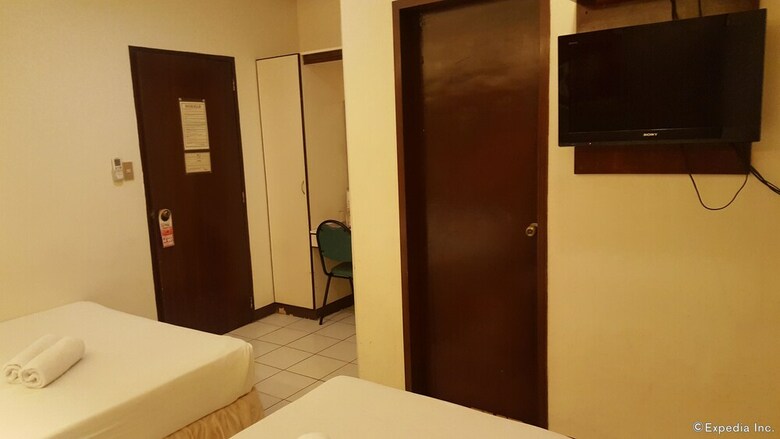 Hotel Dumaguete Royal Suite Inn