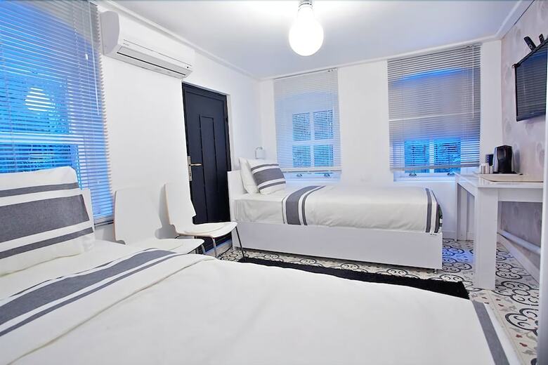Pension Dreamer's B&B Cihangir