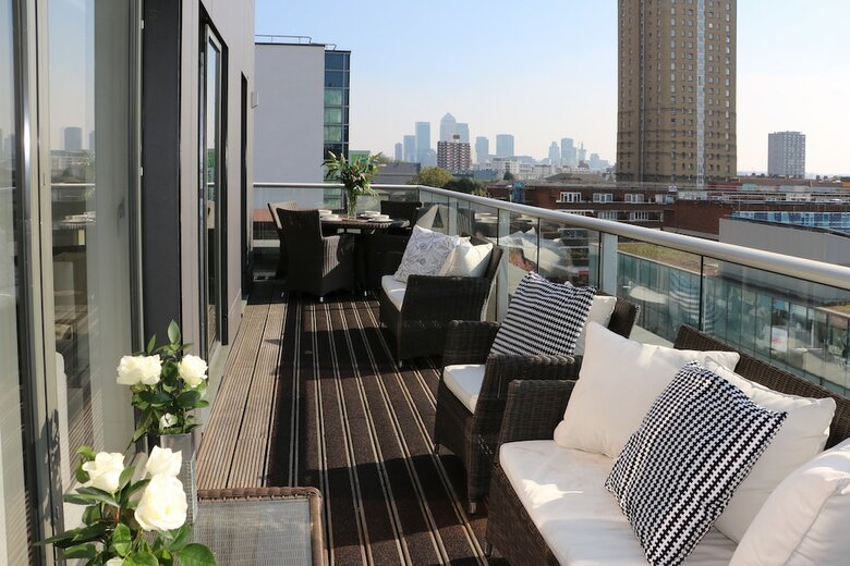 City Courtyard Apartments & Penthouse