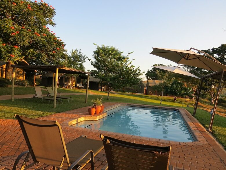 Crocodile Bridge Safari Lodge