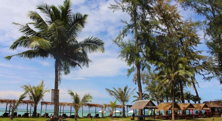 Hotel The Hip Resort @ Khao Lak