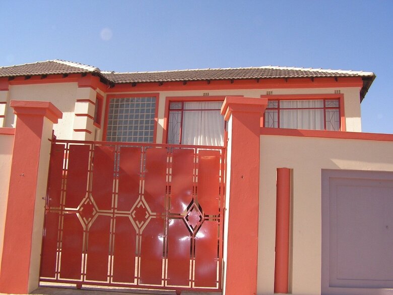 Hotel Moshitametsi Guesthouse