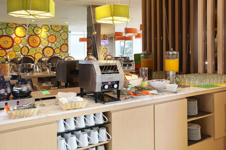 Zest Hotel Sukajadi Bandung