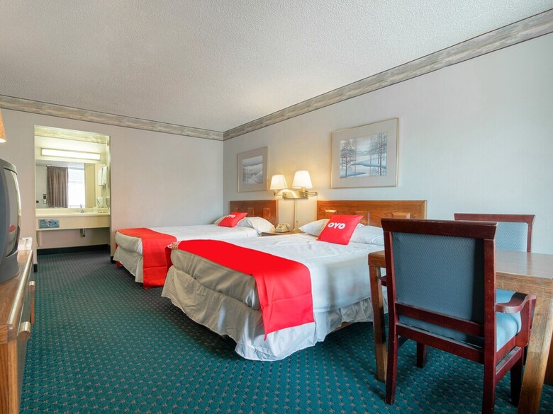 Oyo Hotel New Castle In Hwy 3