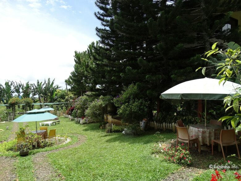 Hotel Eden Meadows Vacation Home