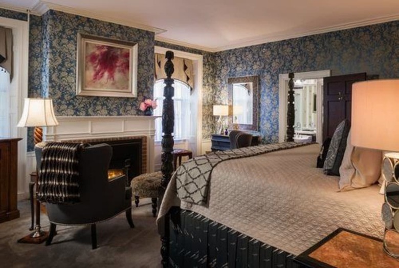 Bed & Breakfast Captain Lord Mansion