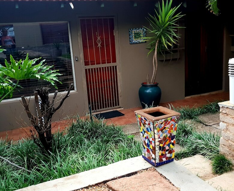 Moonflower Cottages