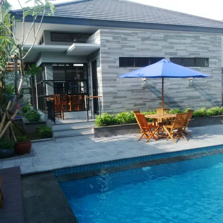 Grand Laguna Hotel & Villa