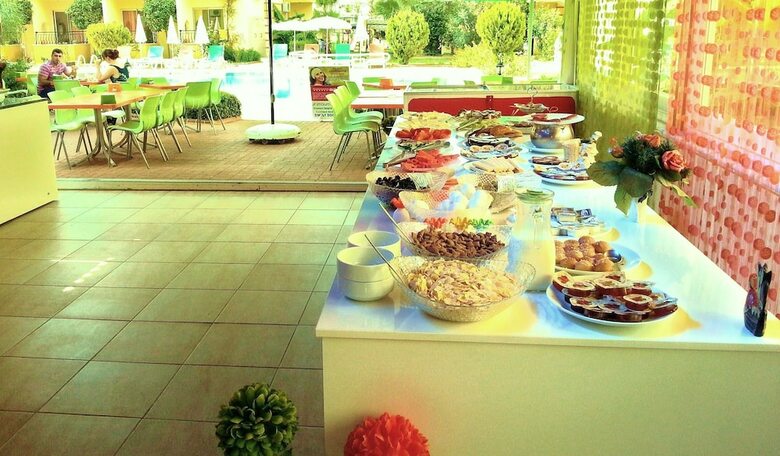 Summer Rose Hotel