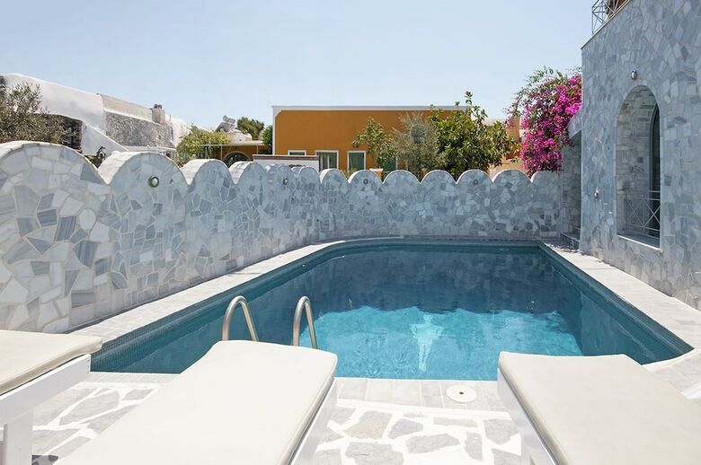 Hotel Roubeti Village