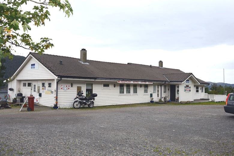 Langenuen Motel Og Camping