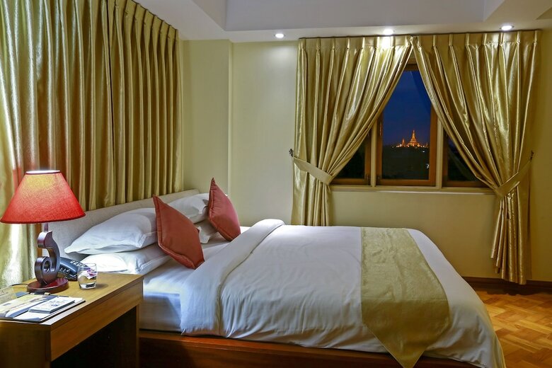 Hotel Ambassador Hill