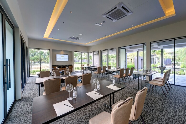 Hotel Mangala Resort & Spa