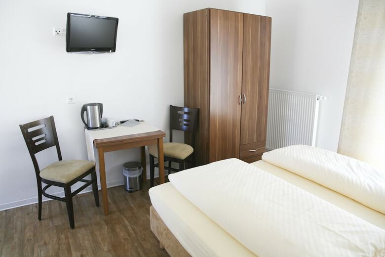 Hotel G�stehaus Zum Lamm Garni