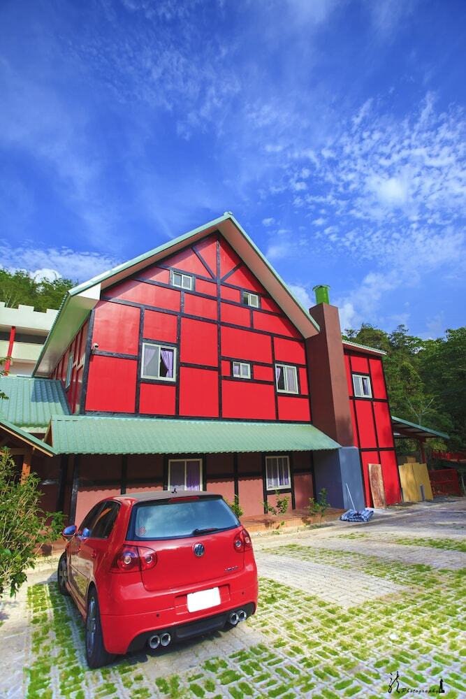 Bed & Breakfast Dindai Cherry Blossom Resort